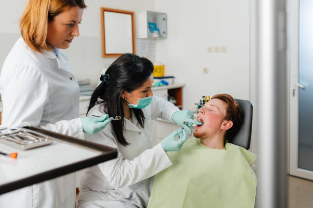 Best Emergency Tooth Extraction in Slayton, MN